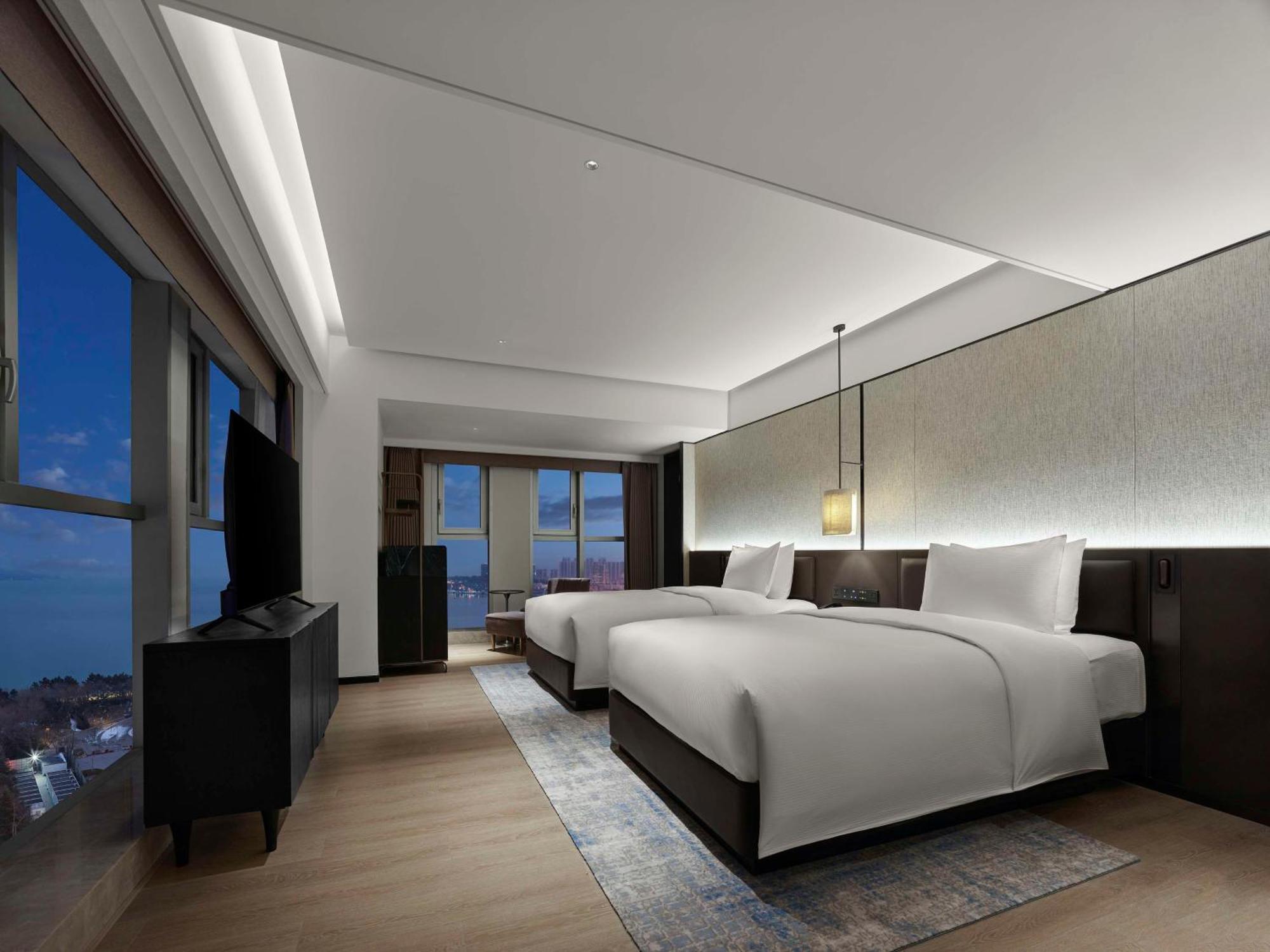 Doubletree By Hilton Weihai Eksteriør billede